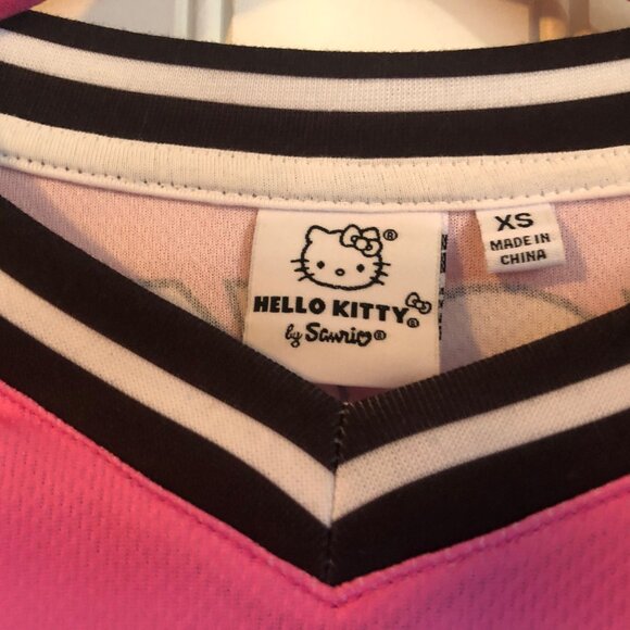 Sanrio Hello Kitty Forever 21 Tokyo Speed Jersey Tee Shirt Pink XS - Picture 6 of 6